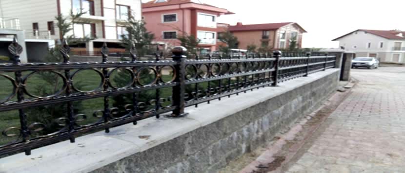2 Ferforje Çit